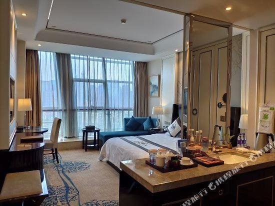 Фото Hangzhou Huachen Fengting Hotel