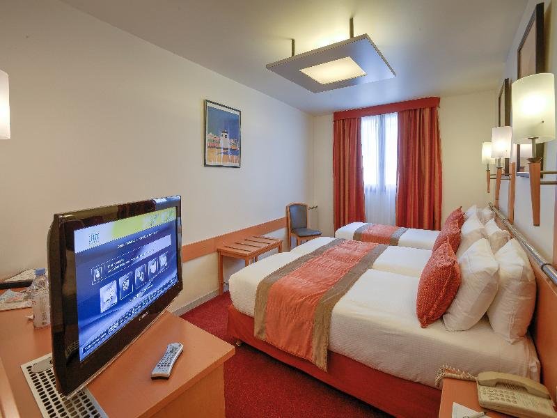 Фото Hôtel Opéra Cadet