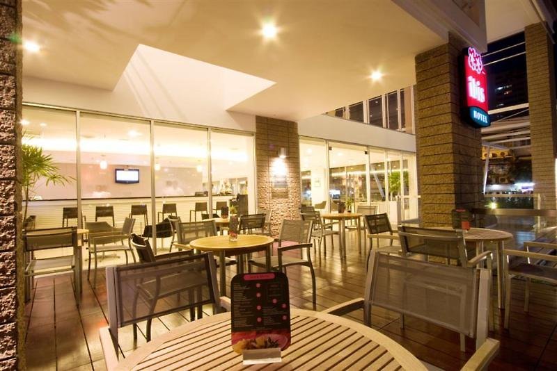 Фото Ibis Bangkok Sathorn