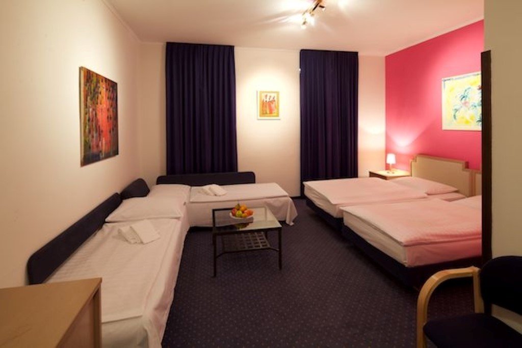 Фото Westbahn Hotel