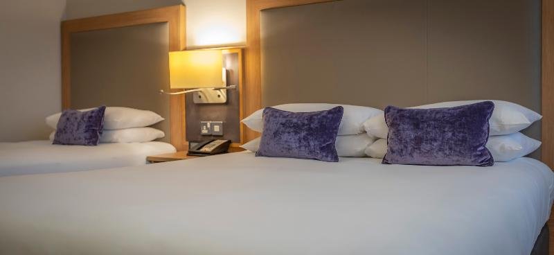 Фото Clayton Hotel Burlington Road