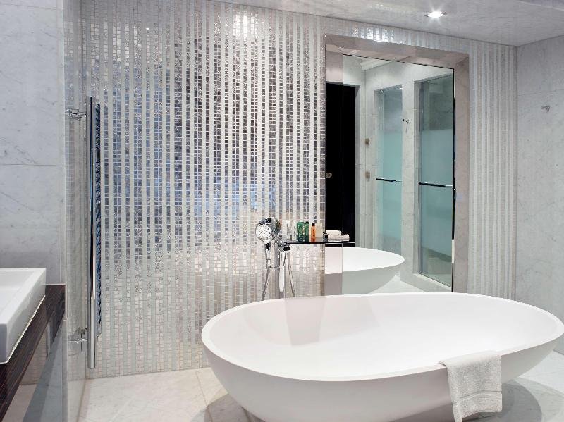 Фото Hilton Brussels Grand Place