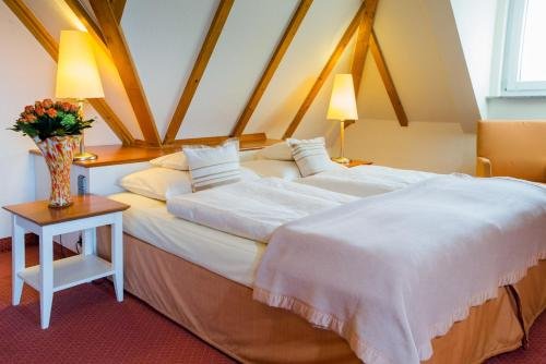 Фото Seehotel Niedernberg - Das Dorf am See