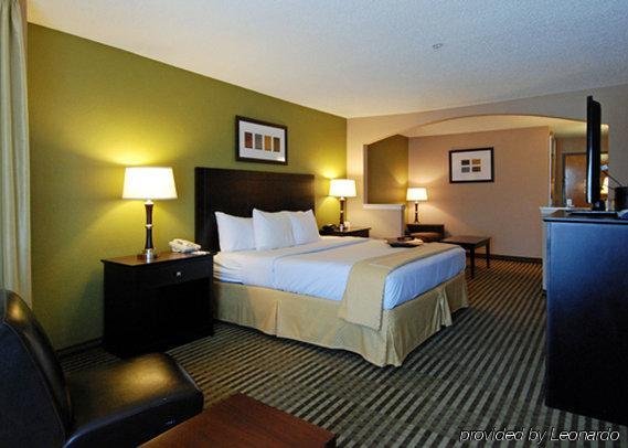 Фото Comfort Suites Las Colinas Center