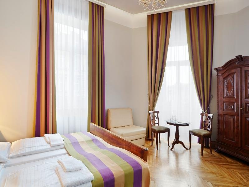 Фото Boutique Hotel Donauwalzer