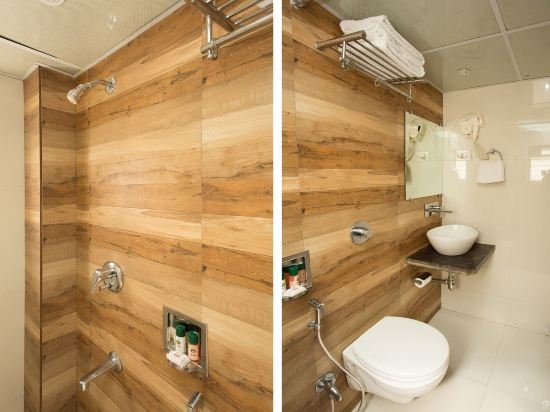 Фото Zuzu Galaxy Annex Hotel