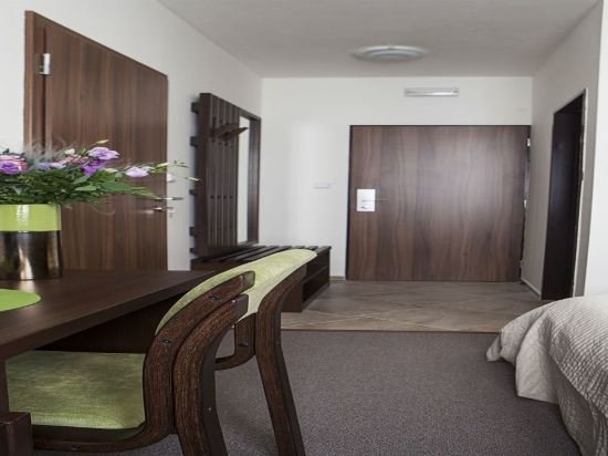 Фото Lavanda Hotel & Apartments Prague