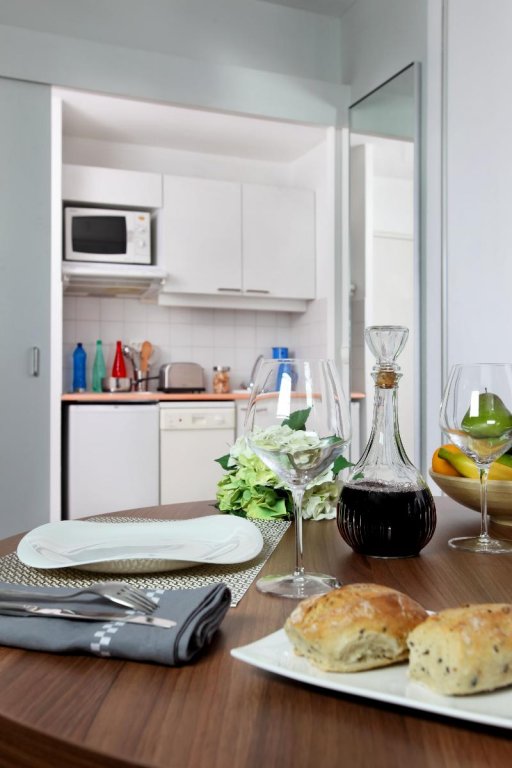 Фото RockyPop Grenoble Hotel