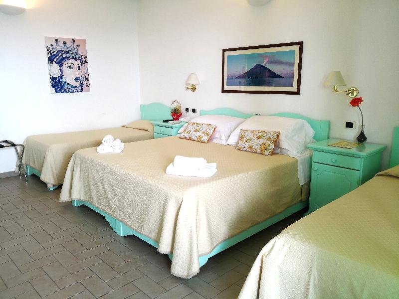 Фото Hotel Ossidiana Stromboli