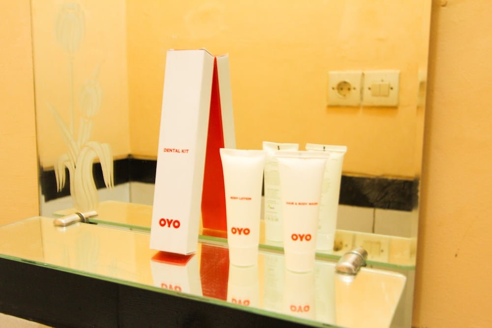 Фото Oyo 1594 Al Firdausi Residence