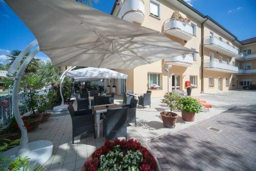 Гостиница Hotel Romagna в Риччоне