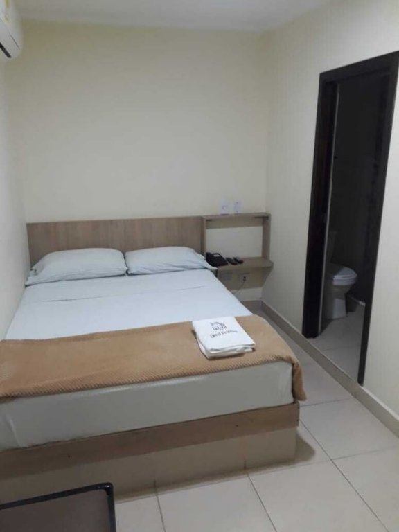 Фото Hotel Ruiseñor