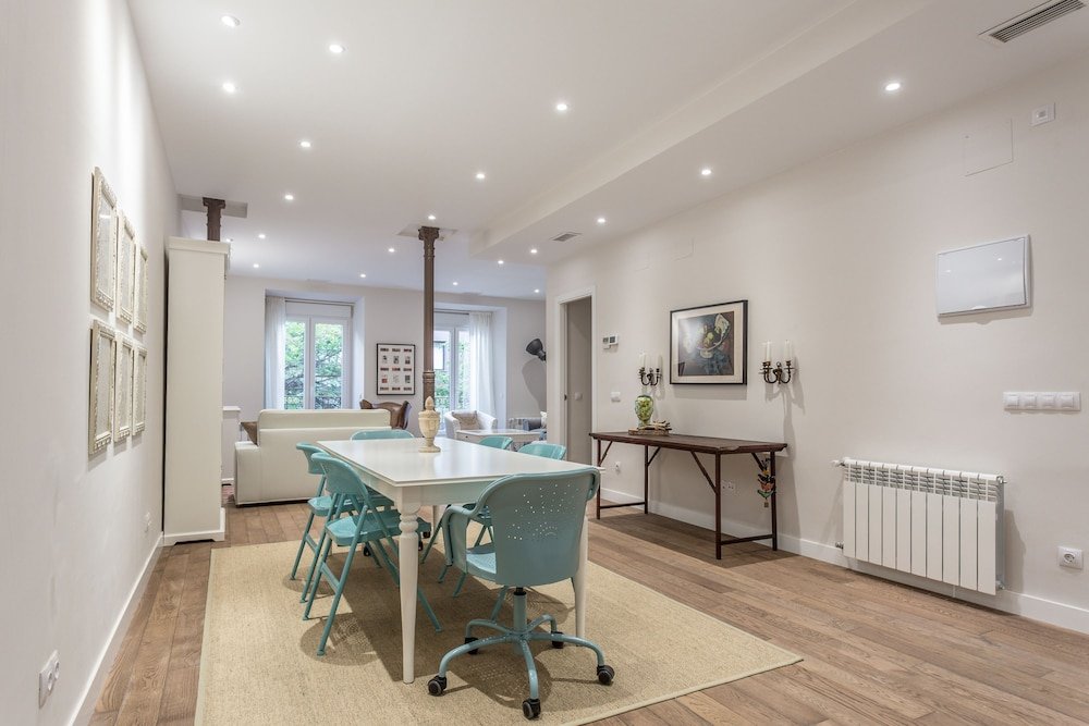 Фото Claudio Coello I