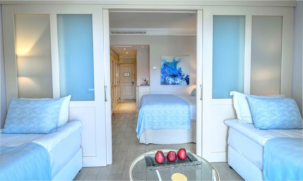 Фото Atlantica Aphrodite Hills Hotel