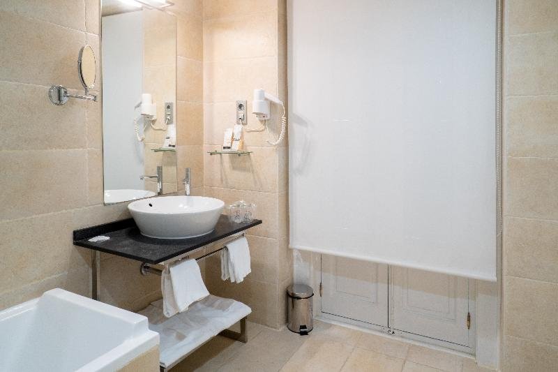 Фото ITC Infantas by Soho Boutique hotel