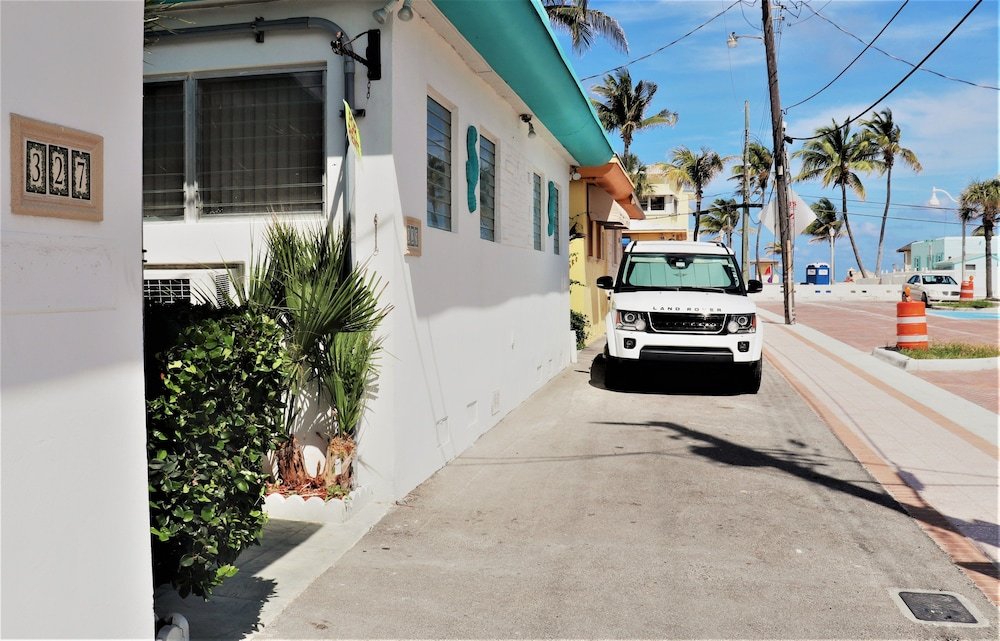 Фото Tiana Beach Inn