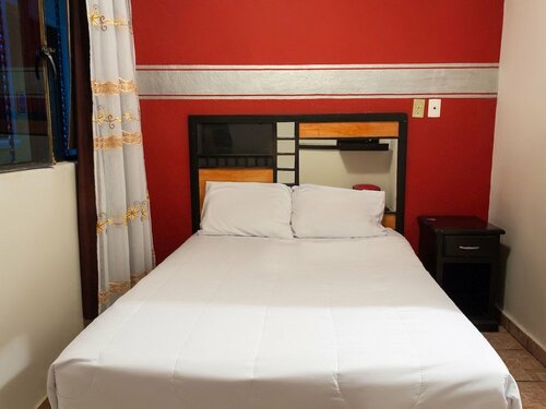 Гостиница Hotel Las Torres, Tehuacan в Штате Пуэбла