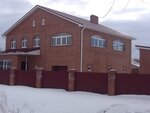Юни Сервис (Leningradskaya ulitsa, 43) ، شبابيك