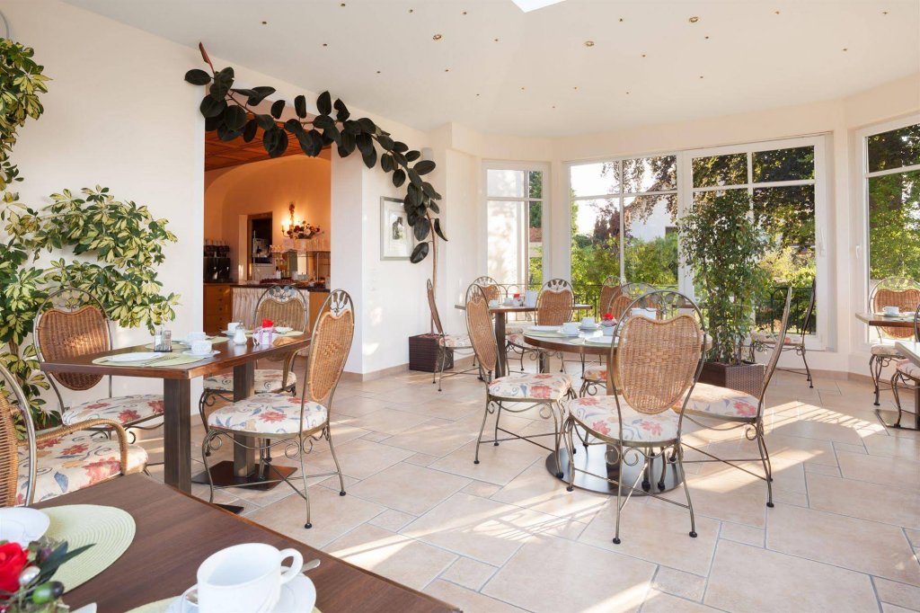 Фото Schöngarten Garni