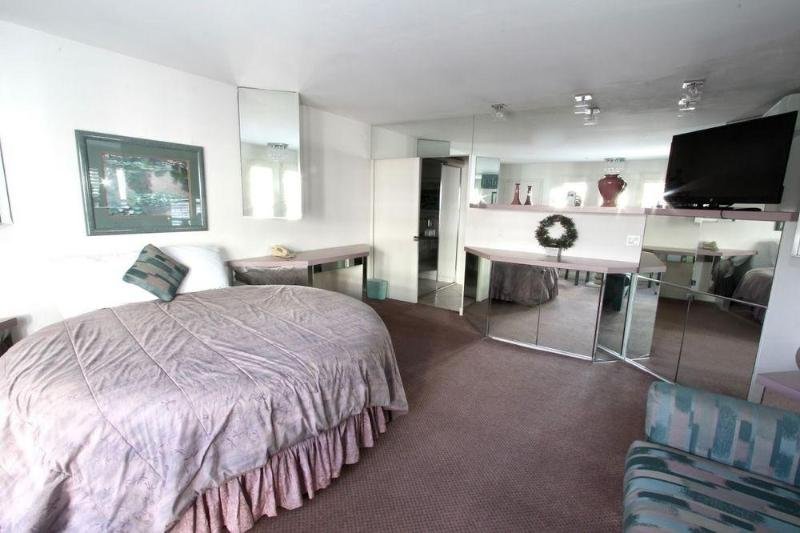 Фото Cardiff by the Sea Lodge