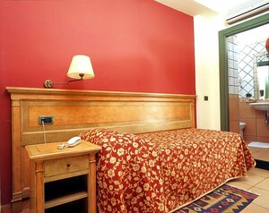 Hotel Santa Caterina (Scafati, Via Vittorio Emanuele, 4), hotel