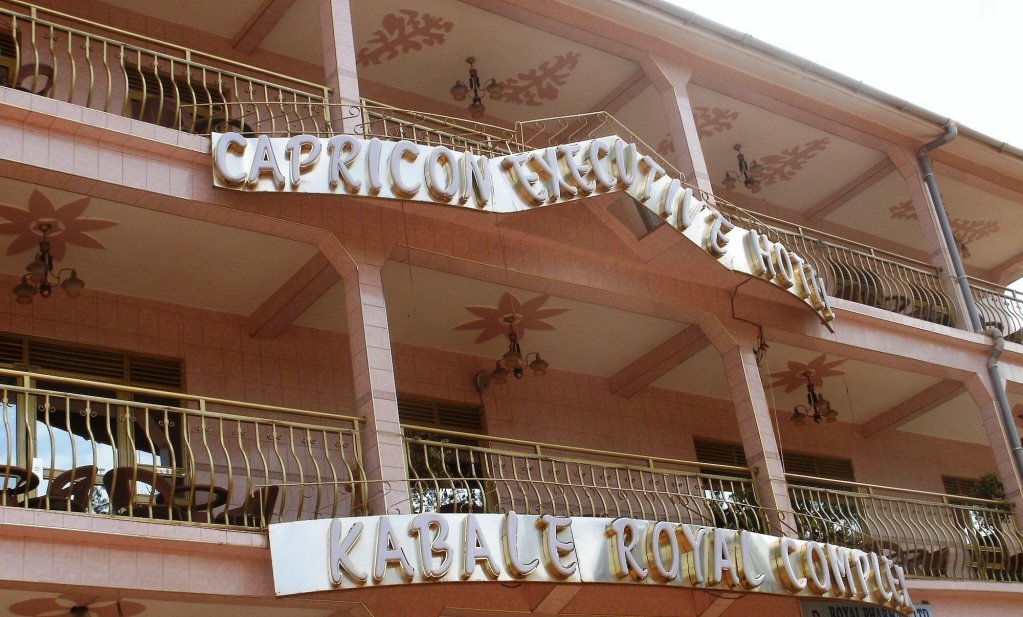 Фото Capricon Executive Hotel