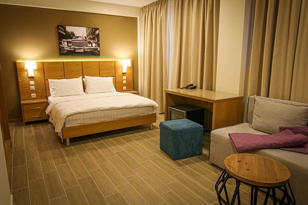 Фото отеля 1