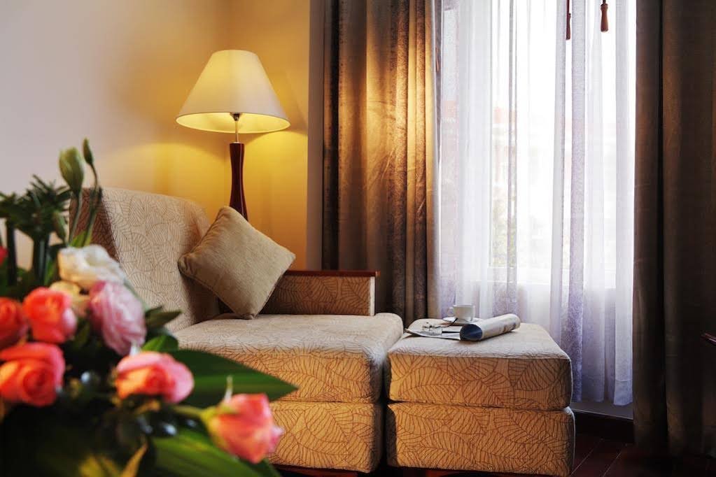 Фото First Hotel New Wing