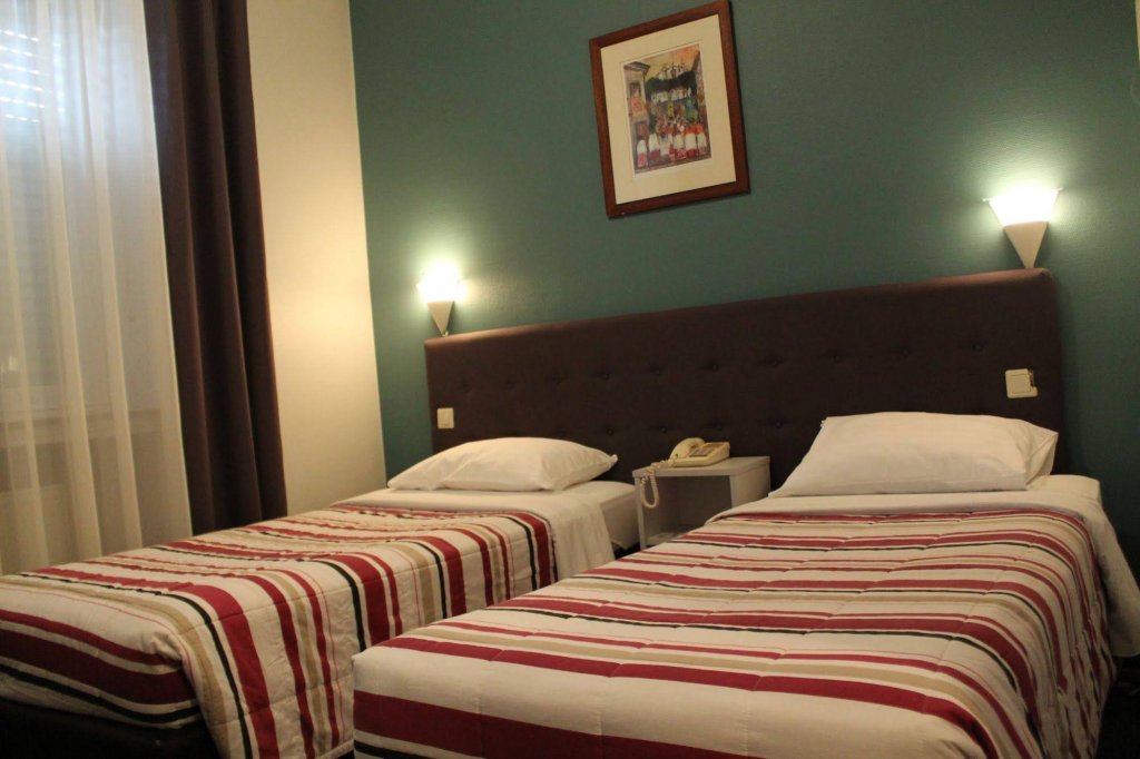 Фото Yasha Hotel