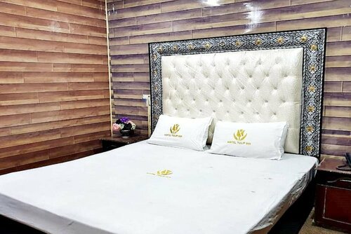 Гостиница Tulip inn Hotel Gulberg в Лахоре