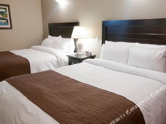 Фото Canad Inns Destination Centre Club Regent Casino Hotel