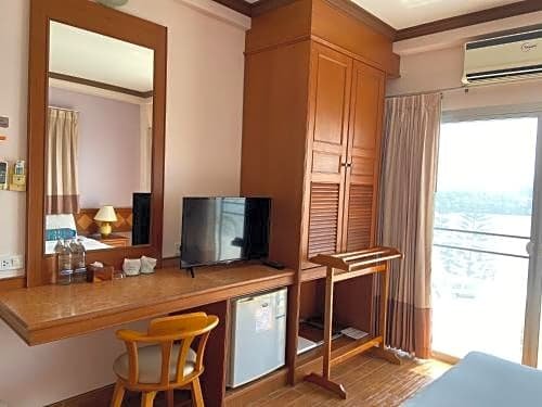 Фото Krabi River Hotel