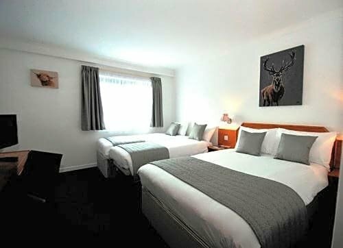 Hotel Days Inn by Wyndham Hamilton, Scotland, photo