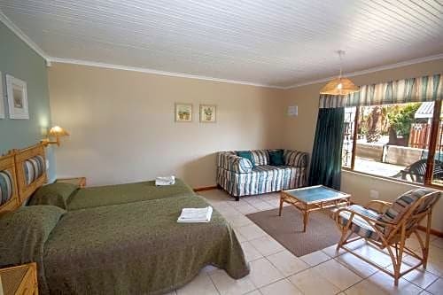 Фото Pine Lodge Resort