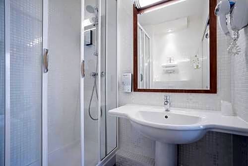 Фото Campanile Nice Centre Acropolis