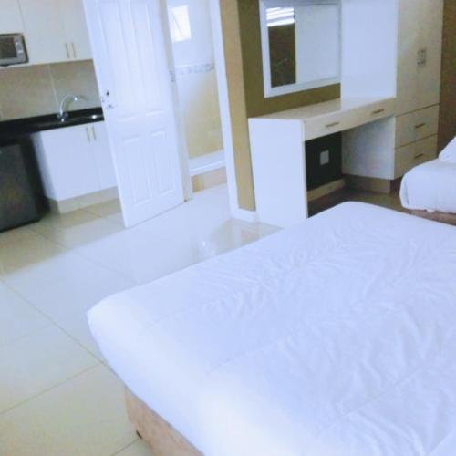 Фото Bayside Lodge Pinetown