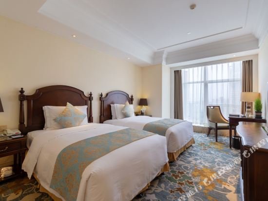 Фото Yinxin Century Hotel