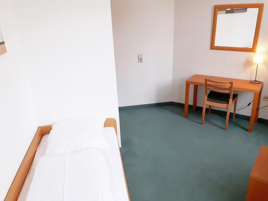 Фото Hotel Restaurant Erbprinz Walldorf