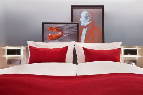 Гостиница Holiday Inn Hamburg Hafencity an Ihg Hotel в Гамбурге