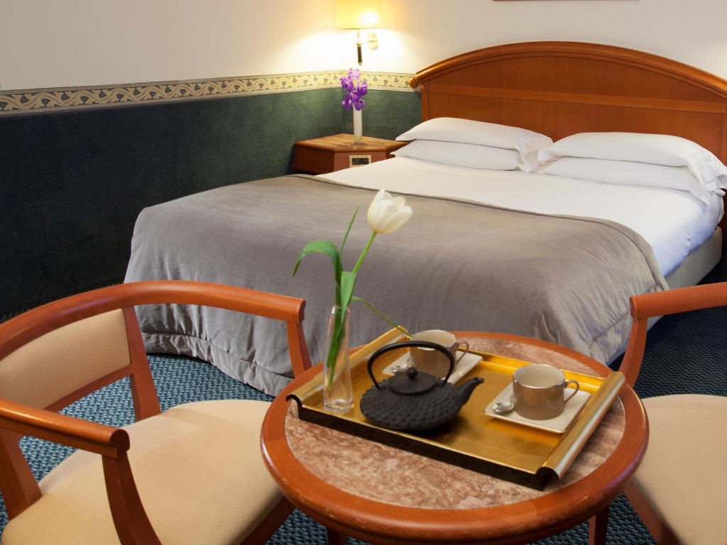 Фото Starhotels Vespucci