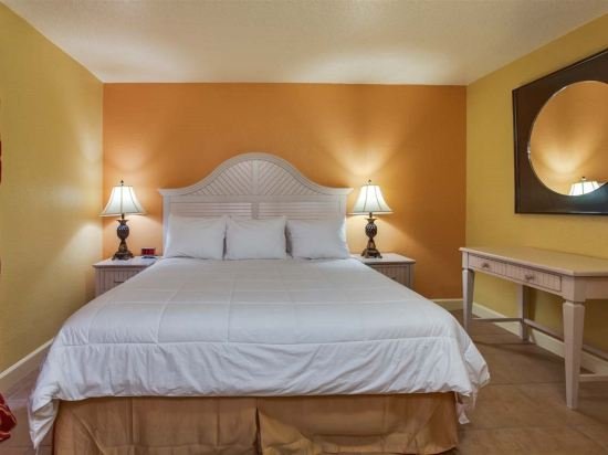 Фото Celebration Suites