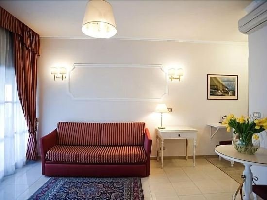 Фото The Port Residence