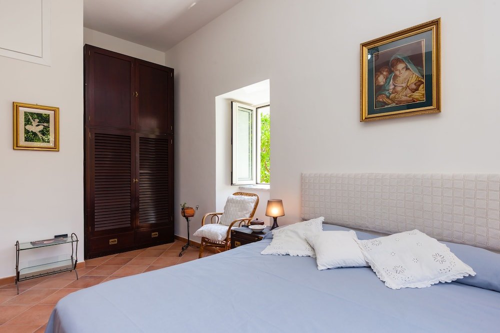 Фото A pochi passi dal mare di Meta di Sorrento