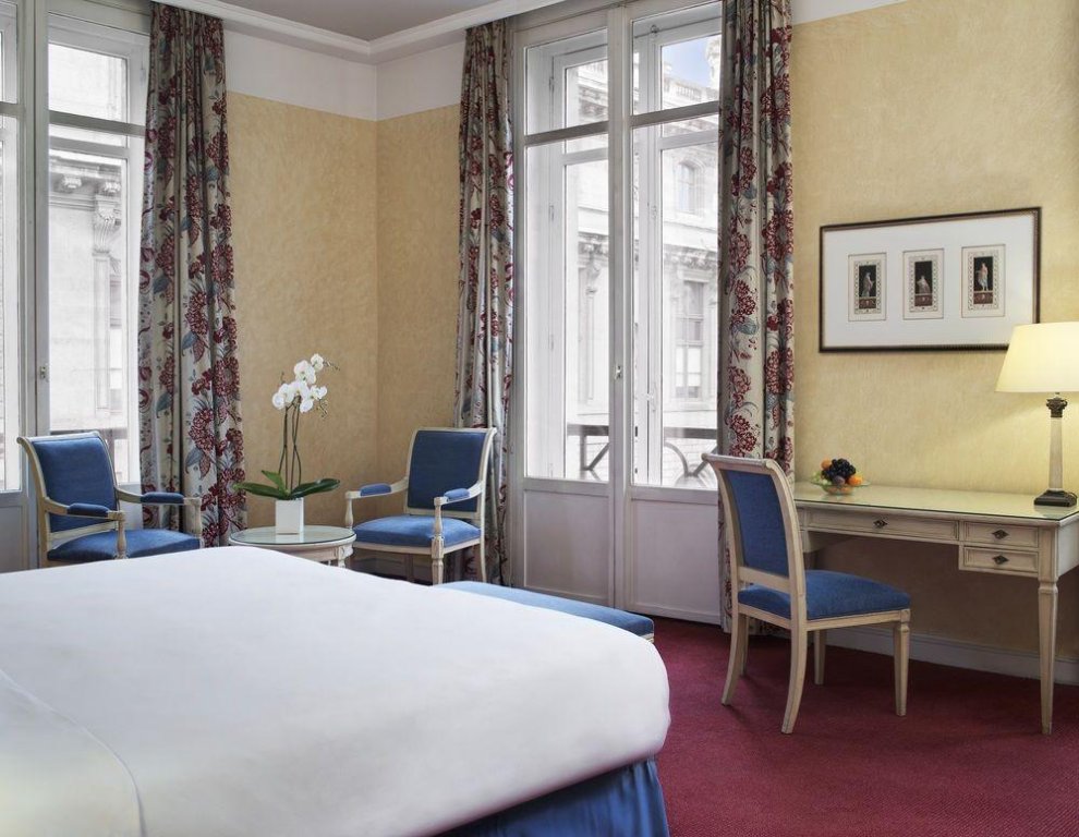 Фото Hôtel du Louvre