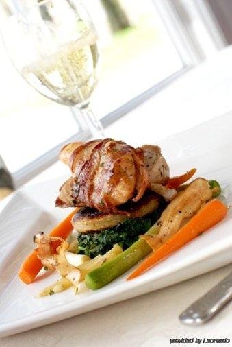 Фото The Bedford Hotel