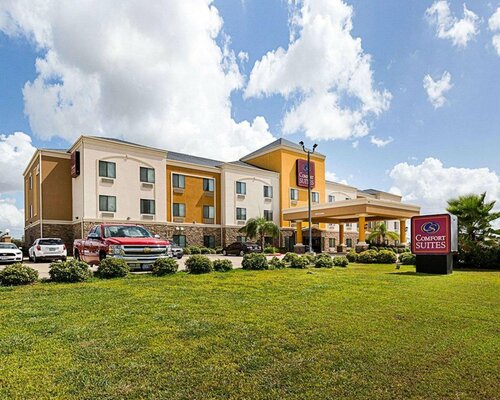 Гостиница Days Inn & Suites by Wyndham Houston West Energy Corridor