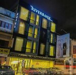 The Riverbank Hotel