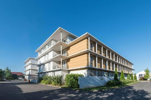 Гостиница Comfort Suites Pau Idron в По