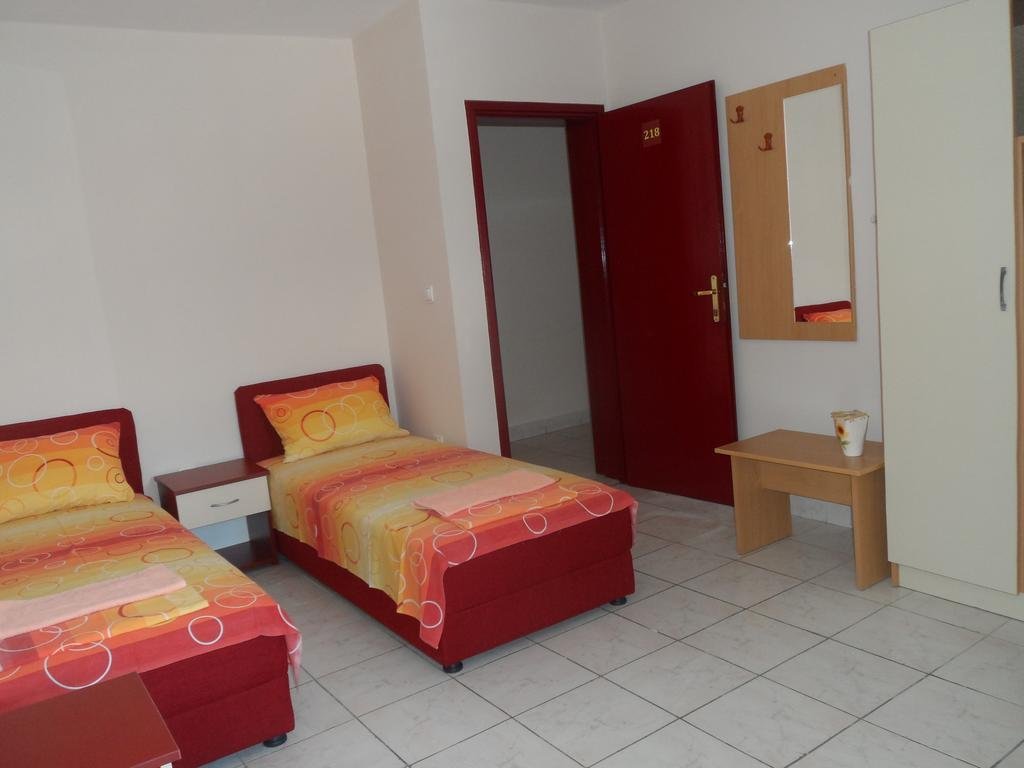 Фото Hotel Adria