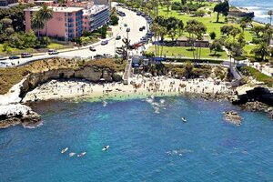 Гостиница La Jolla Cove Suites